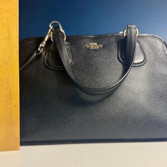 Coach Outlet Pebbled Leather Handbag with Shoulder Strap - Picture 3 of 9